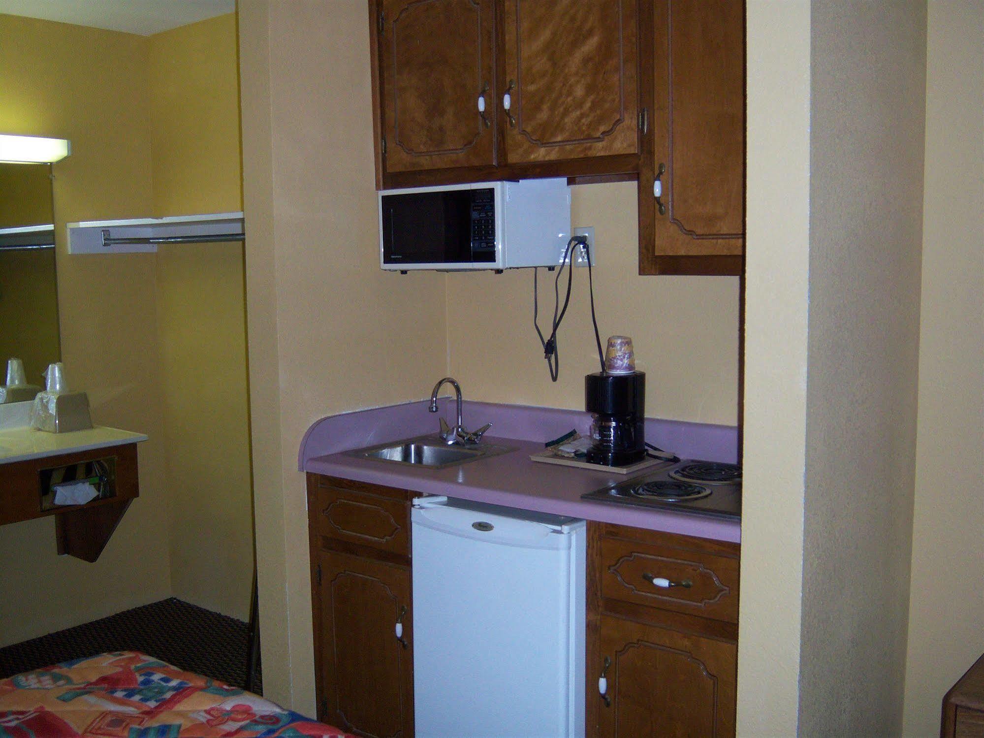 Days Inn גאנטרסוויל מראה חיצוני תמונה